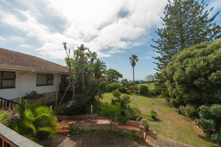 4 Bedroom Property for Sale in Humewood Eastern Cape